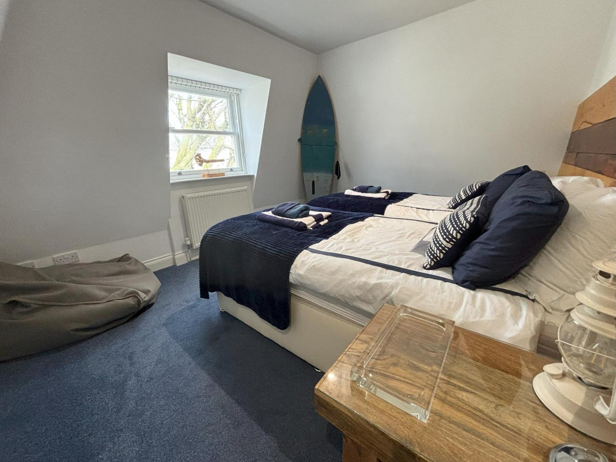 The Beach House Holiday Apartments Eastbourne Exterior foto