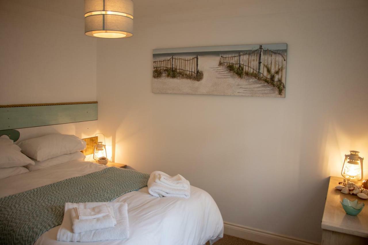 The Beach House Holiday Apartments Eastbourne Exterior foto